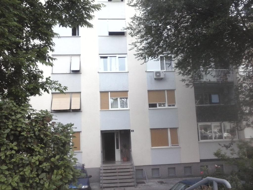 Klara Studio Apartman Split Exterior foto
